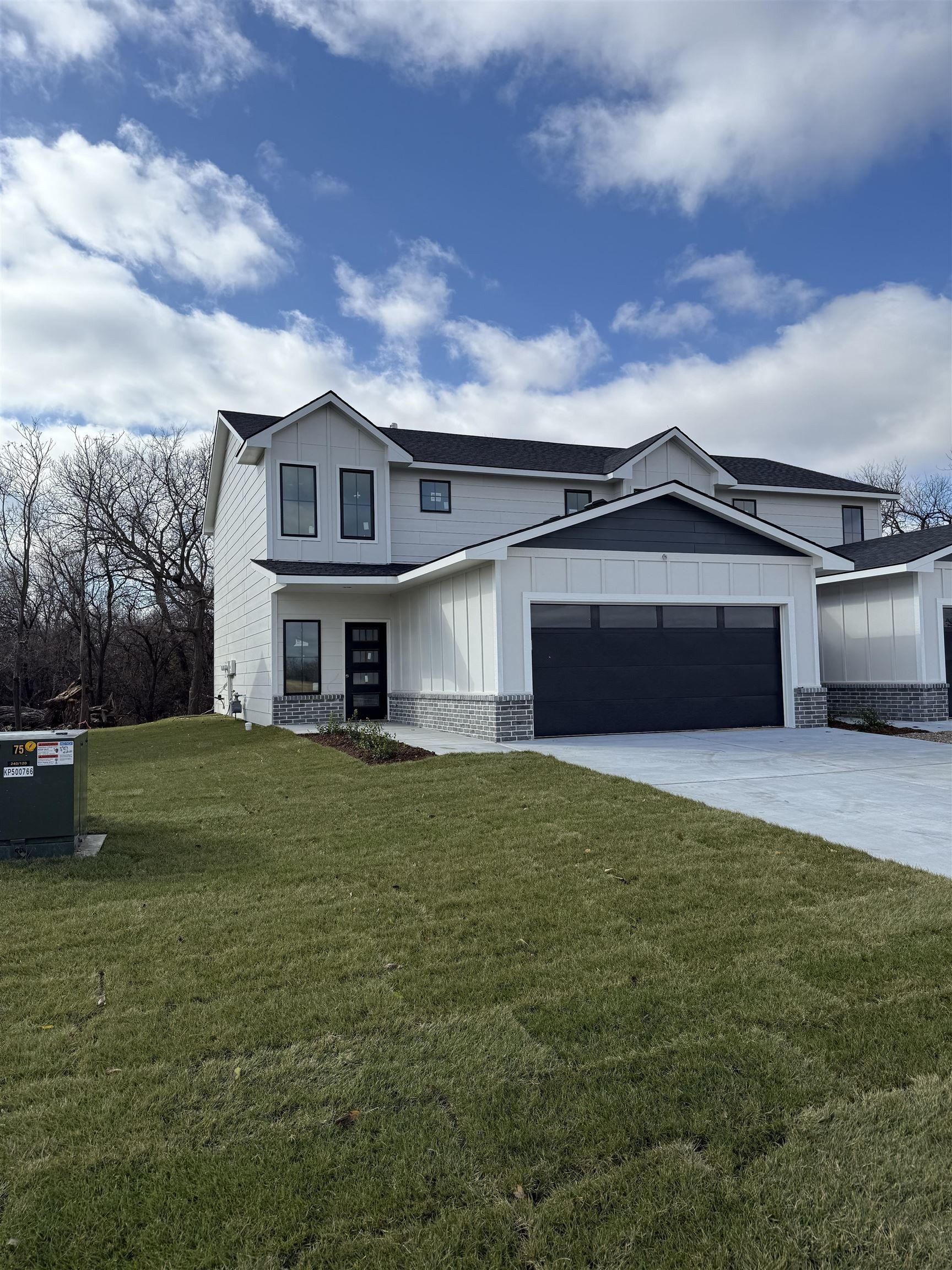 5621 N Wandering Way. Maize, KS 67101