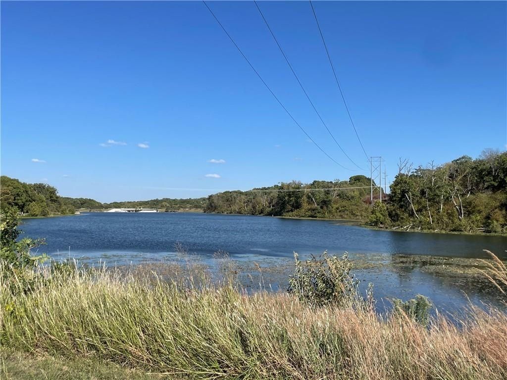 8982 Ginger Street. Lenexa, KS 66227