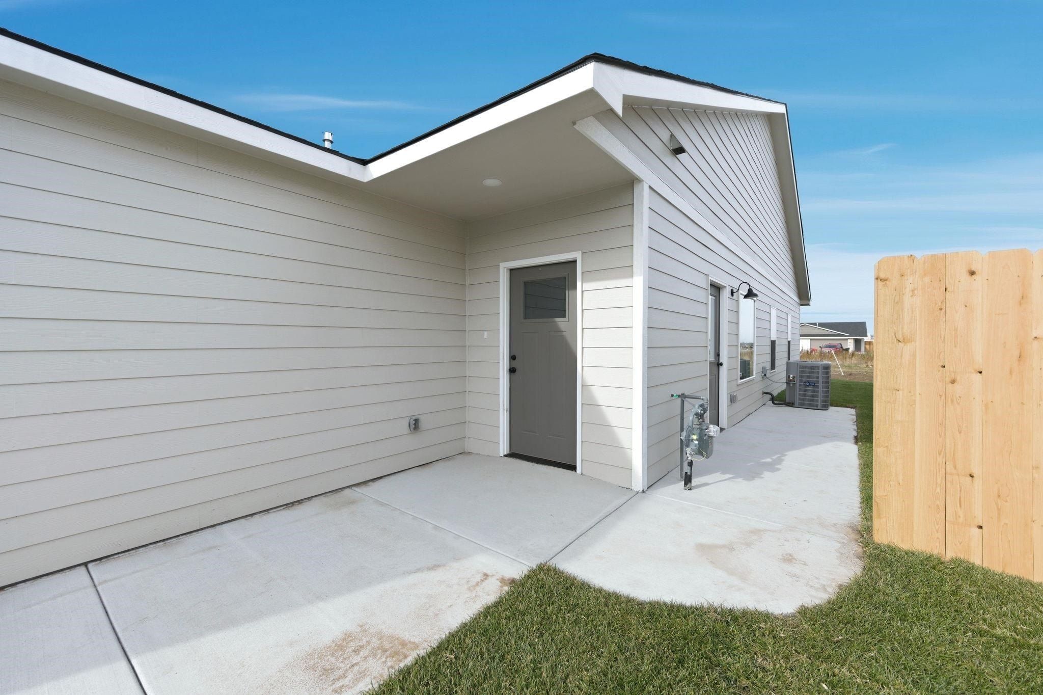 16824 W Kashmir St. Goddard, KS 67052