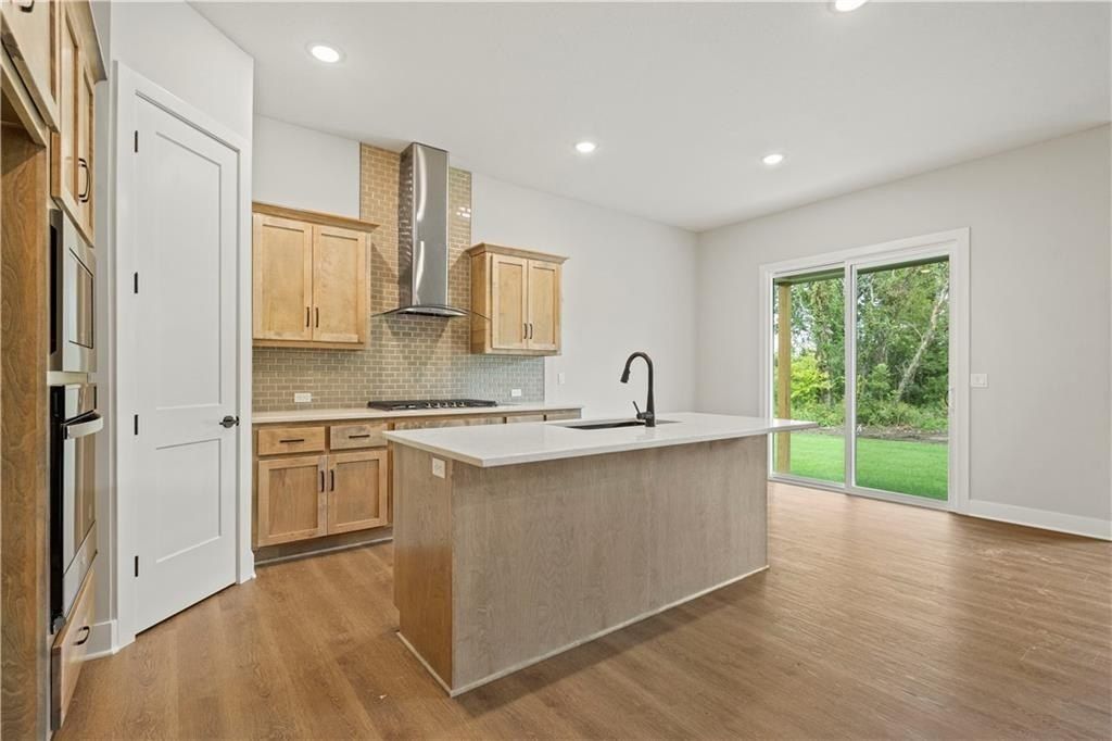 20623 Skyview Lane. Spring Hill, KS 66083