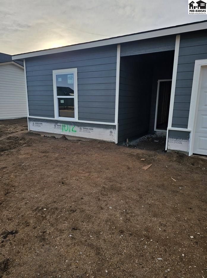 Spring Creek Rd. Mcpherson, KS 67460