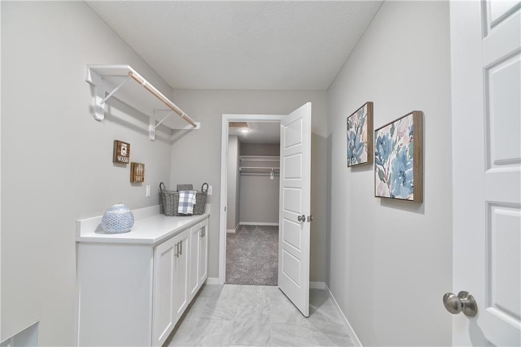 23827 W 59Th Terrace. De Soto, KS 66018