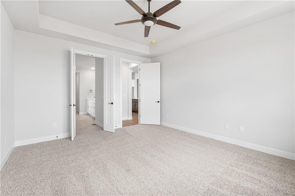 1583 Grayhawk Drive. Basehor, KS 66007