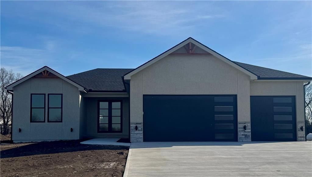 20322 166Th Street. Basehor, KS 66007