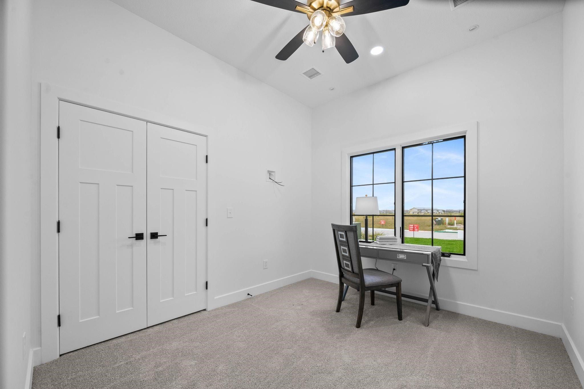 6126 N Hiebert Dr. Park City, KS 67219