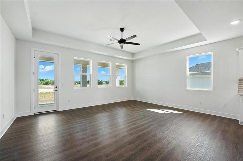 32719 W 176Th Terrace. Gardner, KS 66030