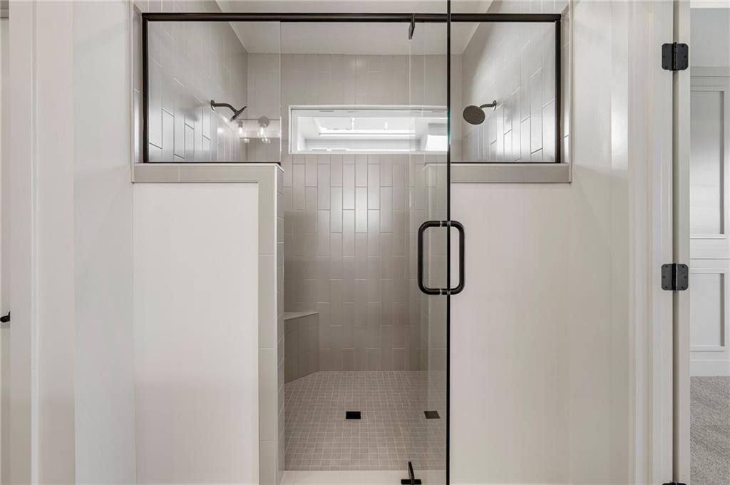 25010 W 89Th Terrace. Lenexa, KS 66227