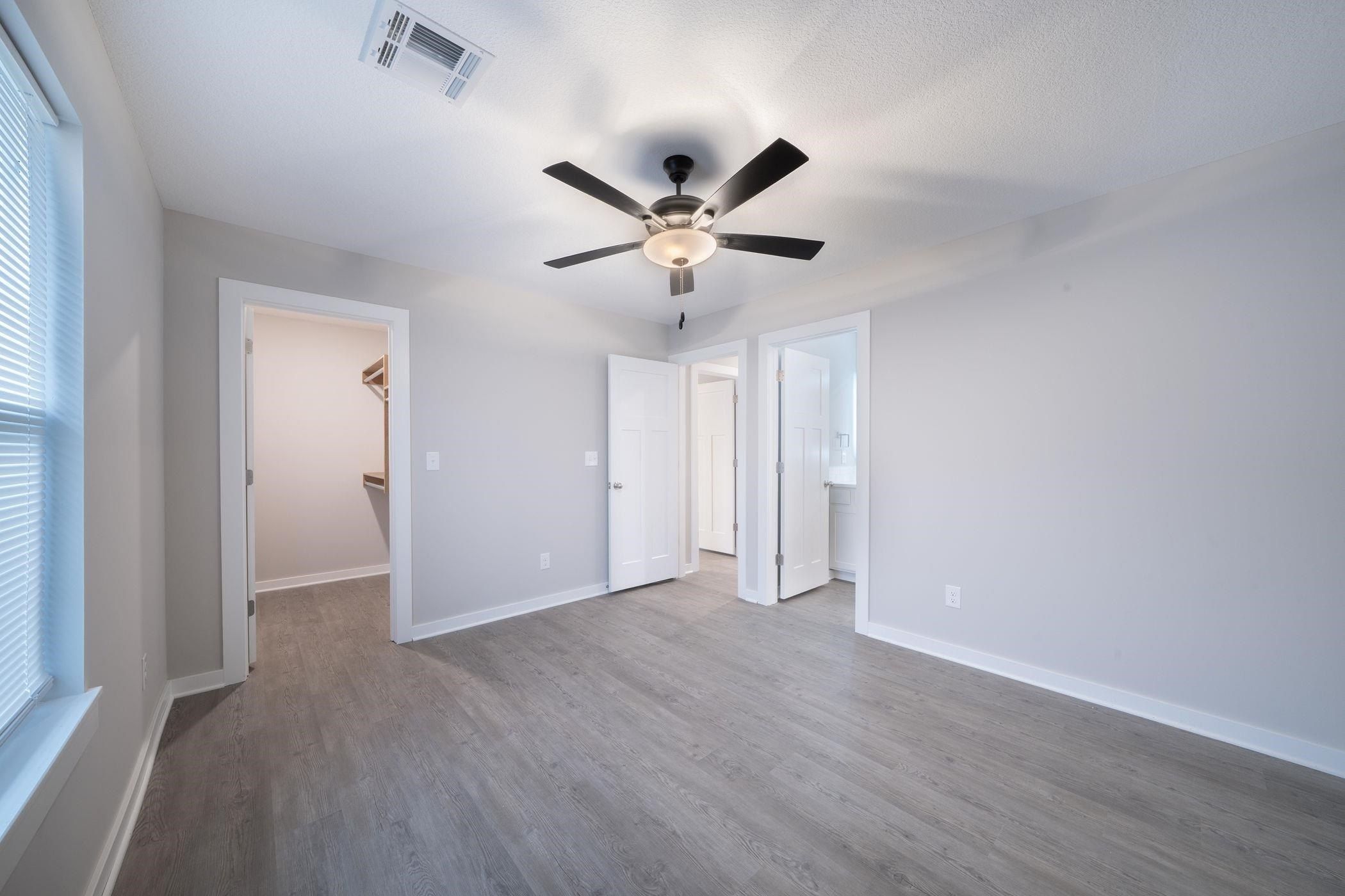 16802 W Lawson. Goddard, KS 67052