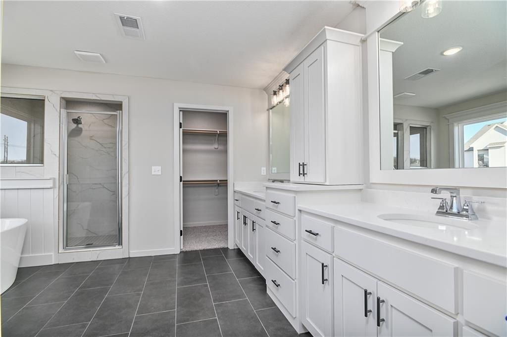 23822 Clear Creek Parkway. Shawnee, KS 66226