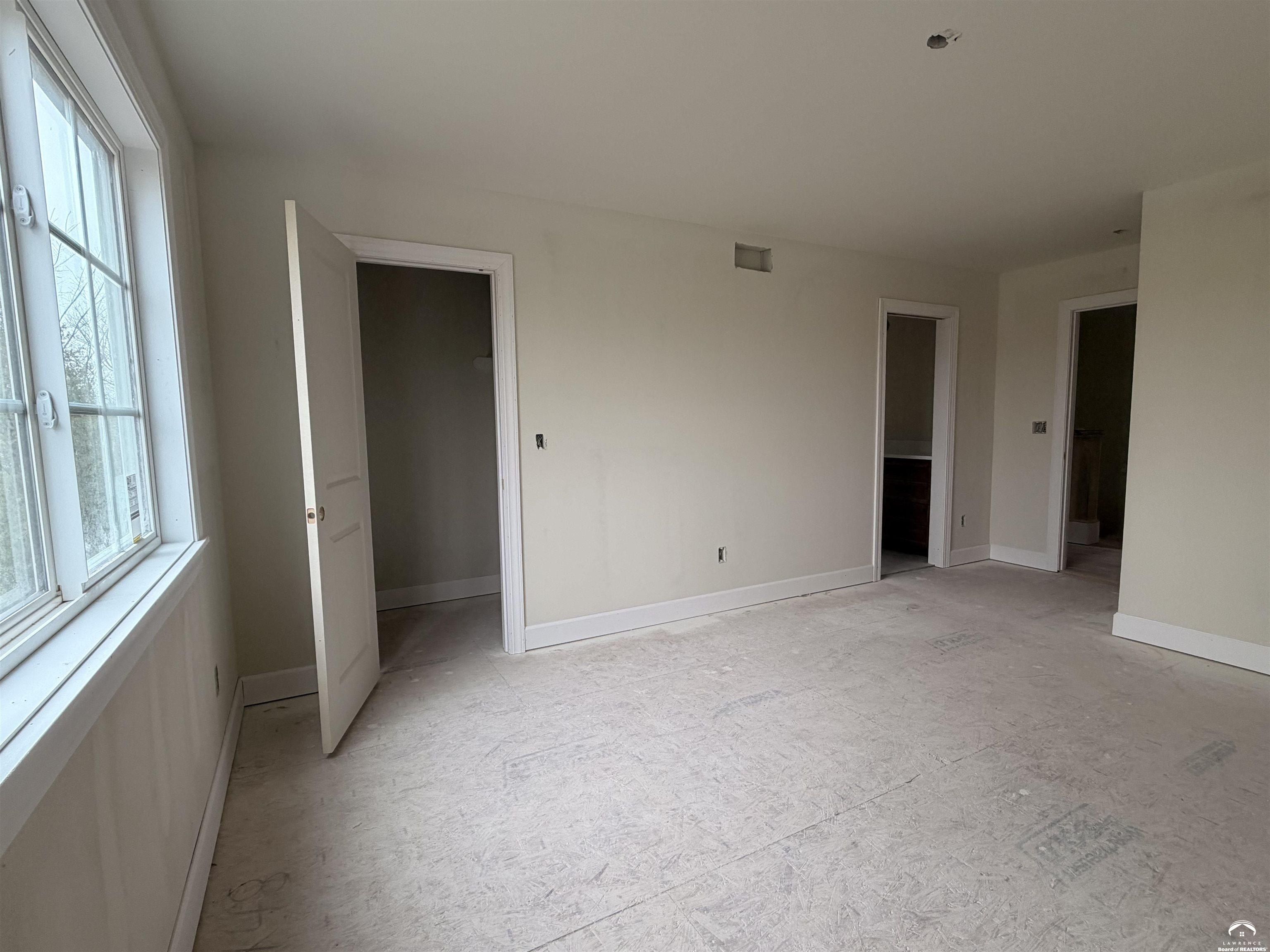 5620 Maggie Way. Lawrence, KS 66049