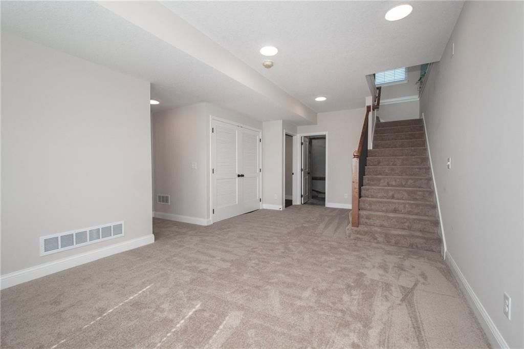 Leigh Drive. Bonner Springs, KS 66012
