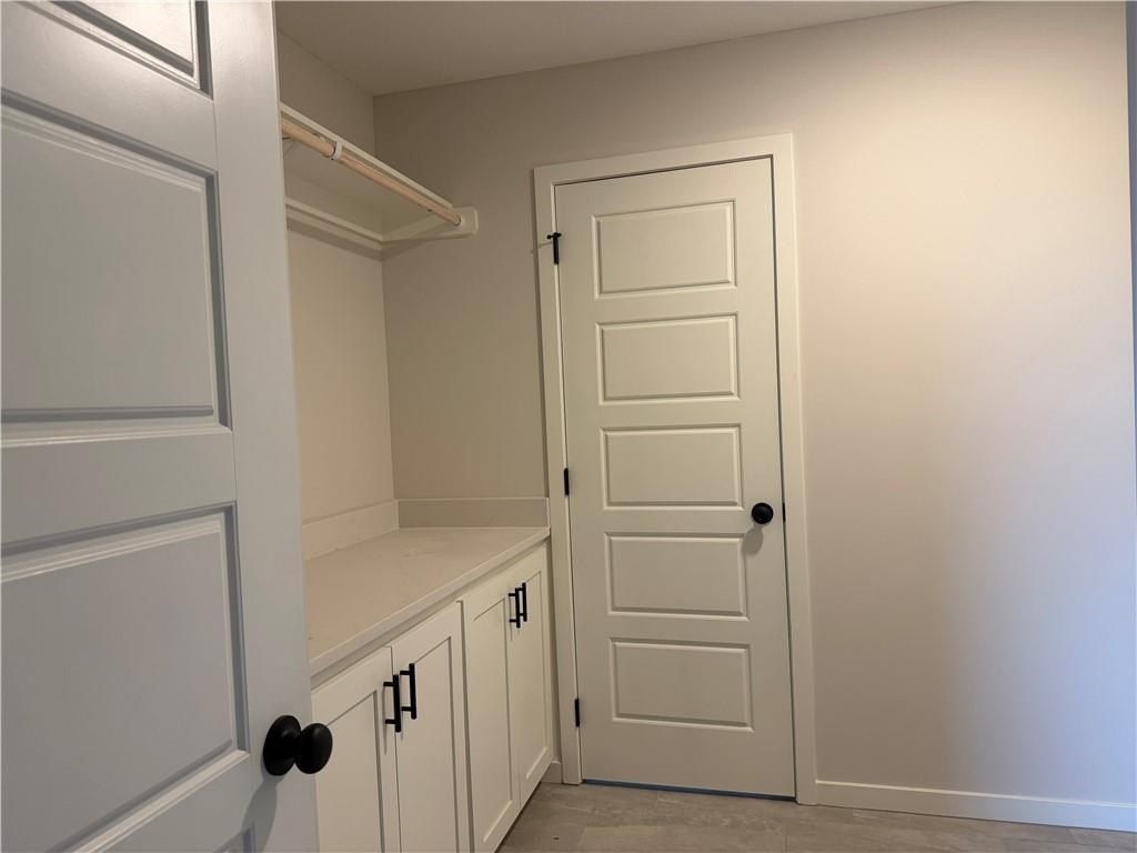 19823 W 114Th Place. Olathe, KS 66061