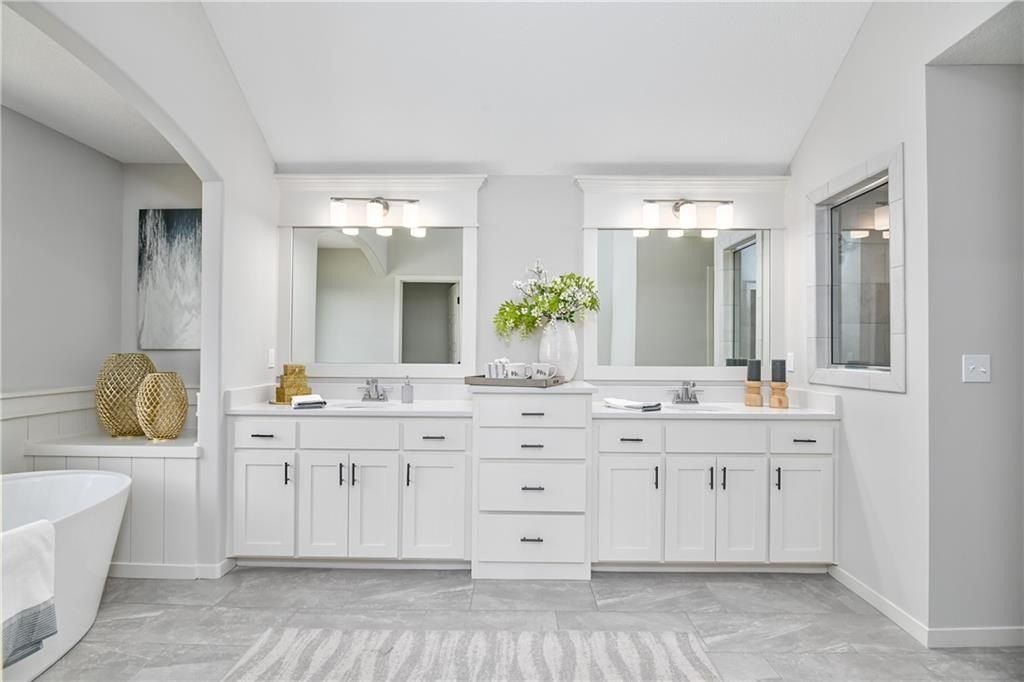 2291 W Elm Terrace. Olathe, KS 66061