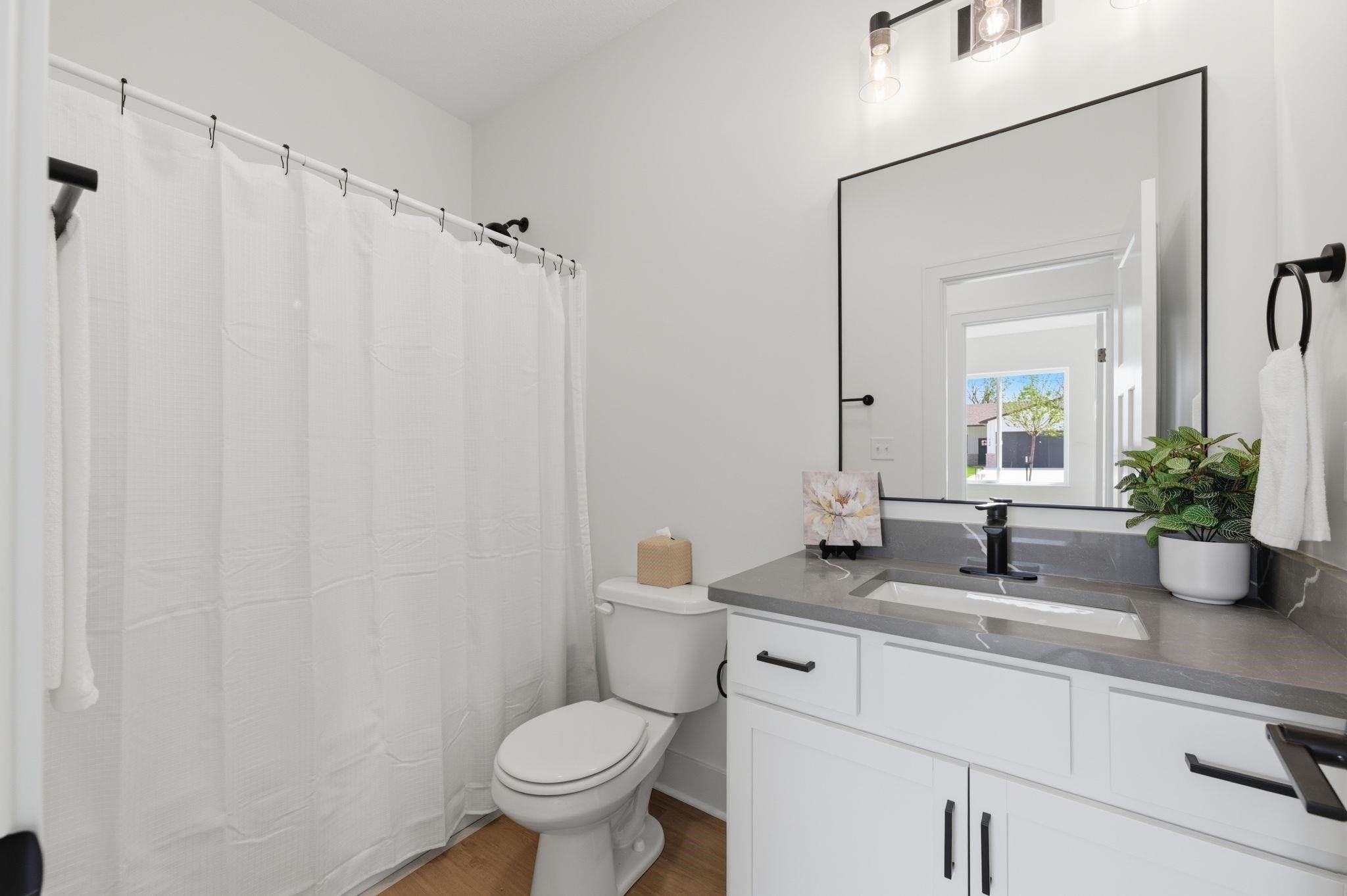 520 E Elmwood St. Park City, KS 67147