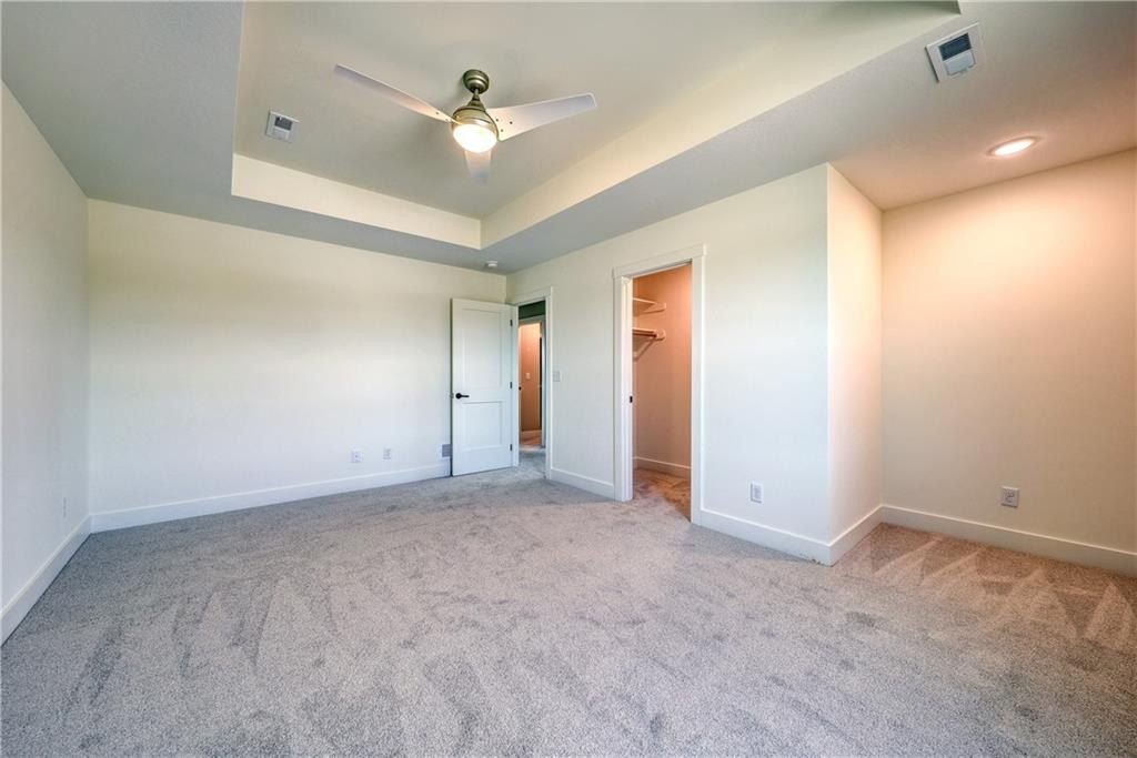 32478 W 168Th Court. Gardner, KS 66030