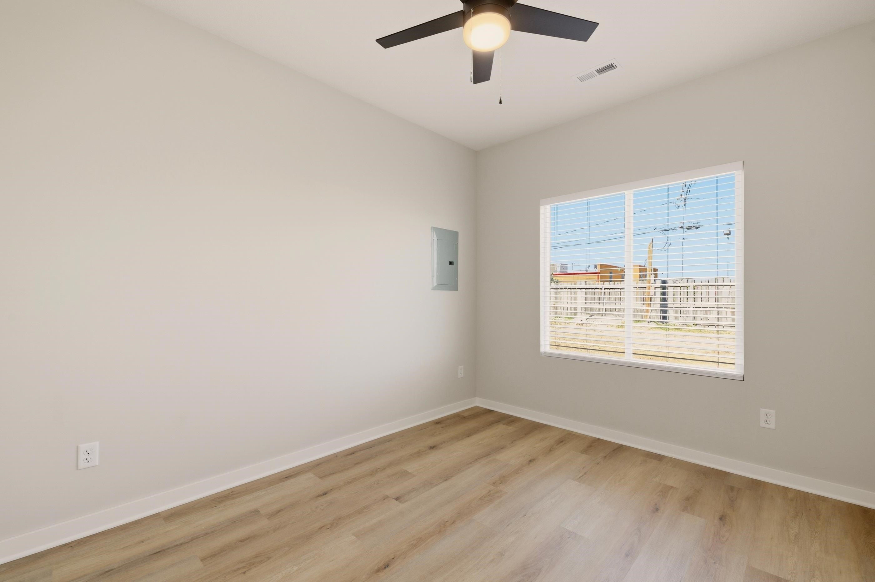 1331 N Holyoke. Wichita, KS 67208