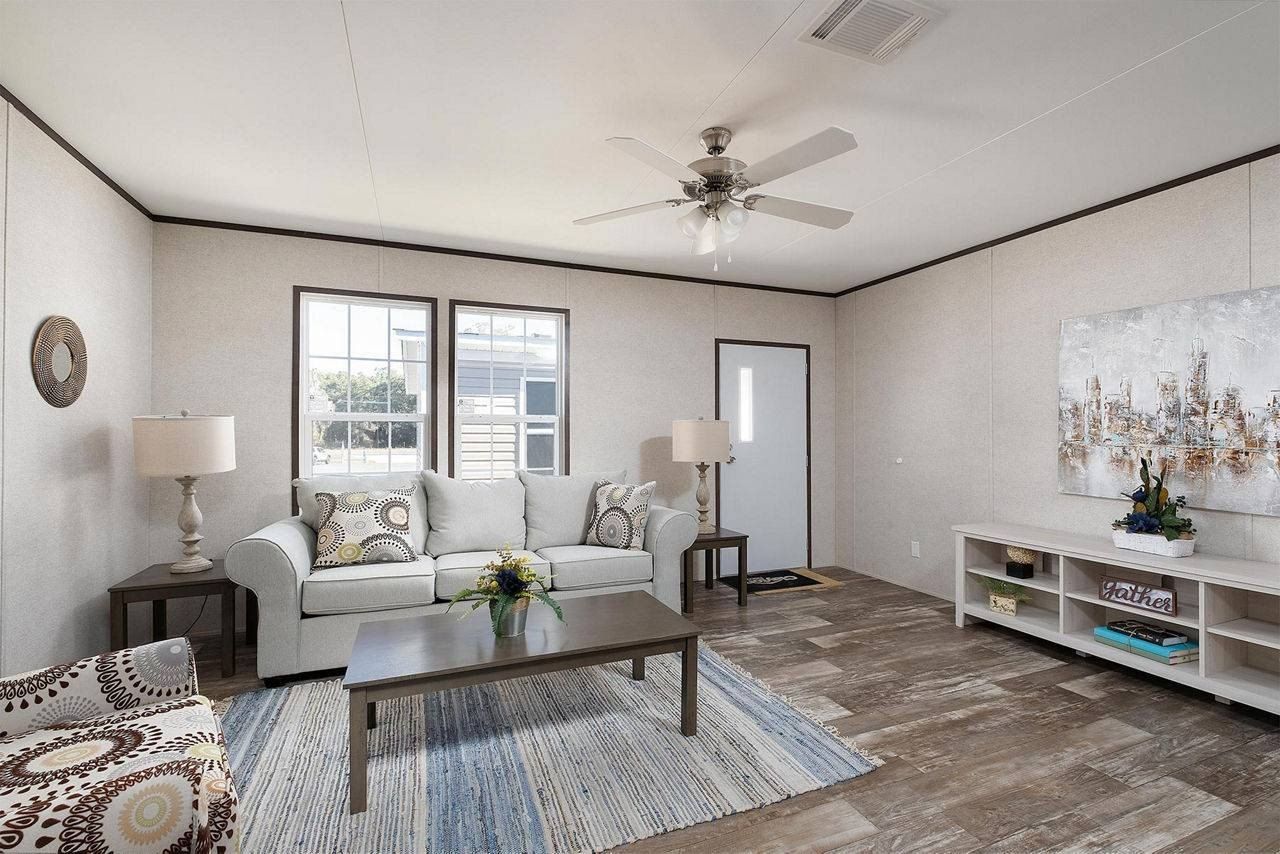 87 Woodmoor Court. Leavenworth, KS 66048