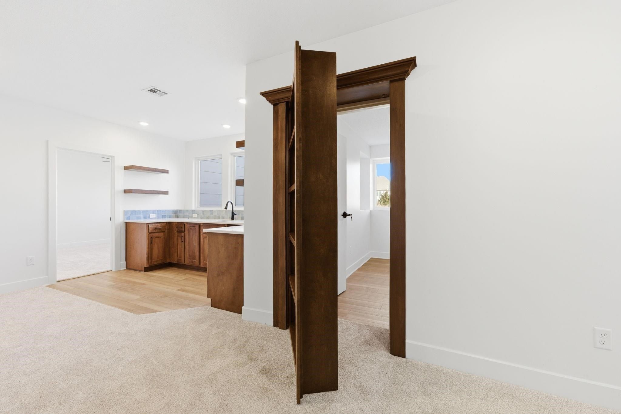 3997 N Estancia Ct. Wichita, KS 67205