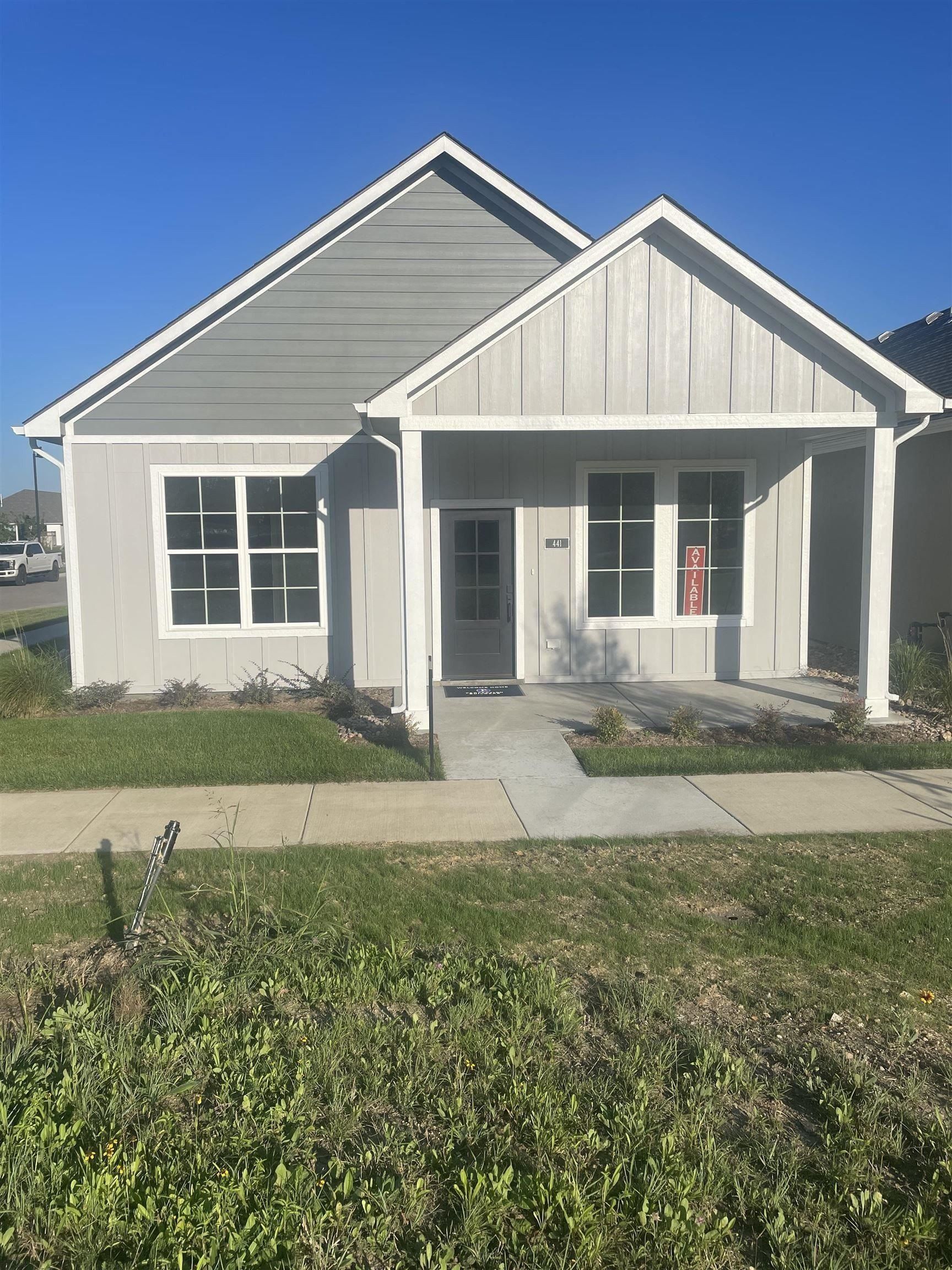 441 E Lexington Ln. Andover, KS 67002