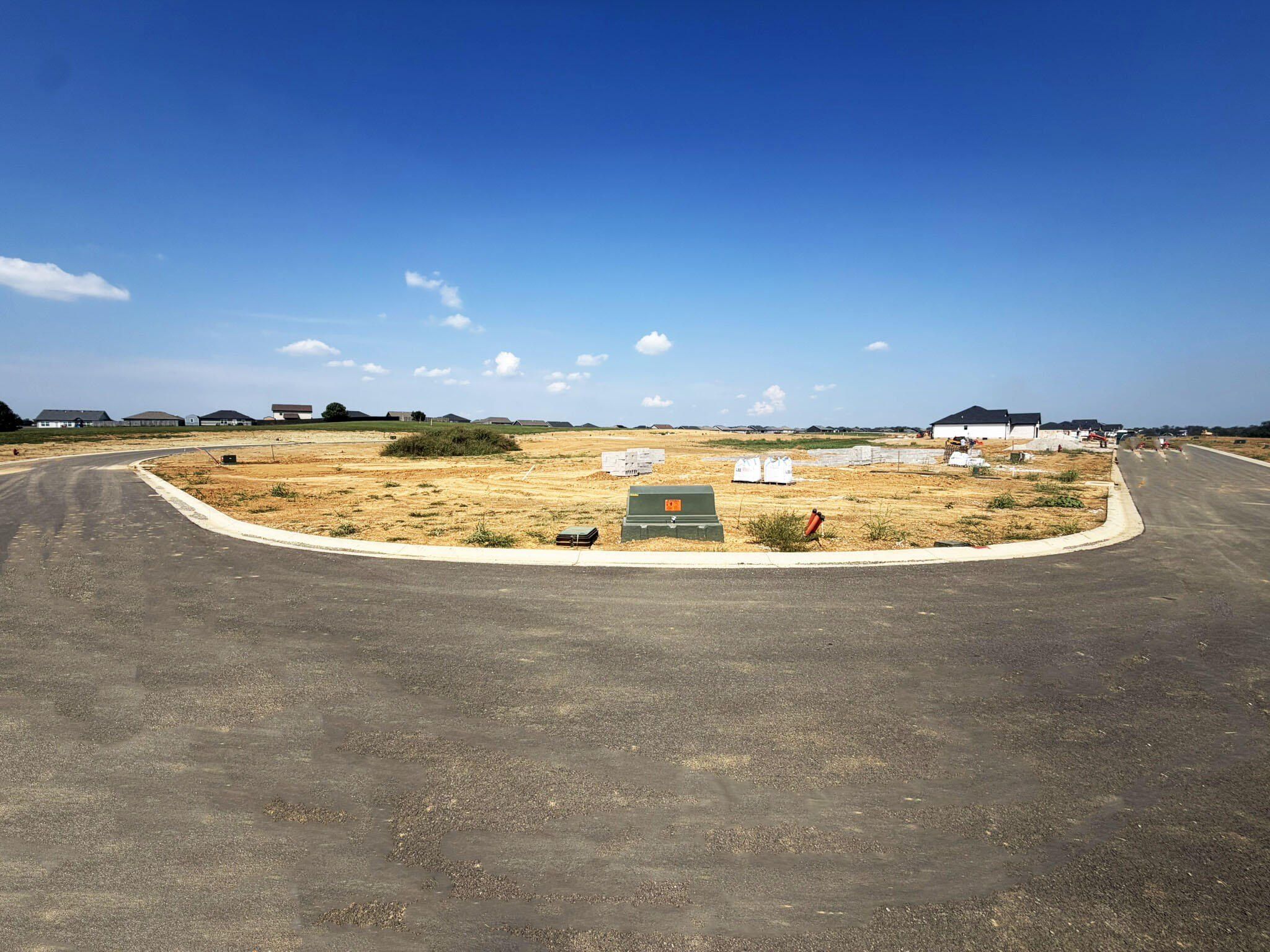460 Lands End Drive. Berea, KY 40403