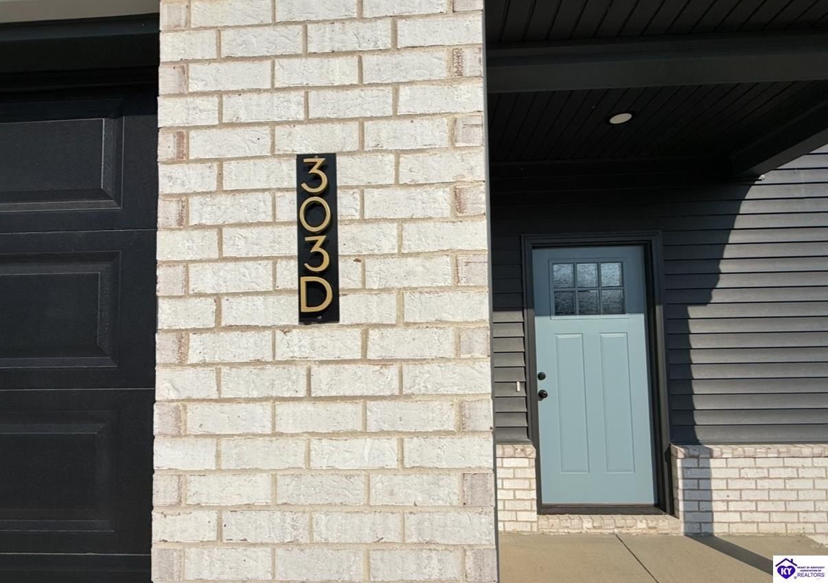 303 D Village Brooke Drive. Elizabethtown, KY 42701
