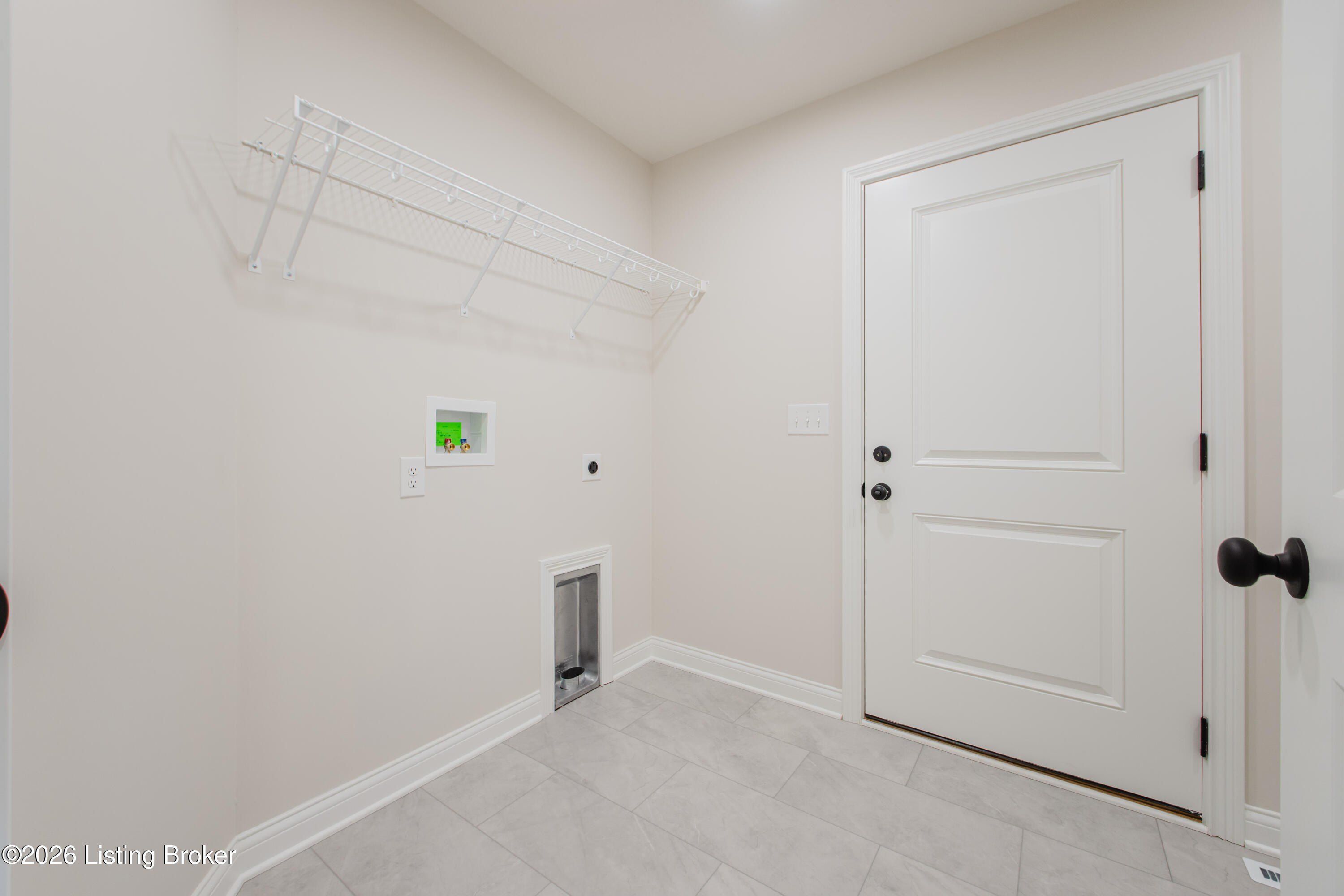 80 Valerie Ct. Brandenburg, KY 40108