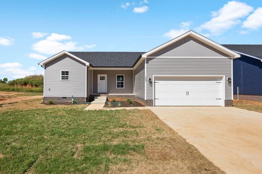 1209 Melody Avenue. Bowling Green, KY 42101