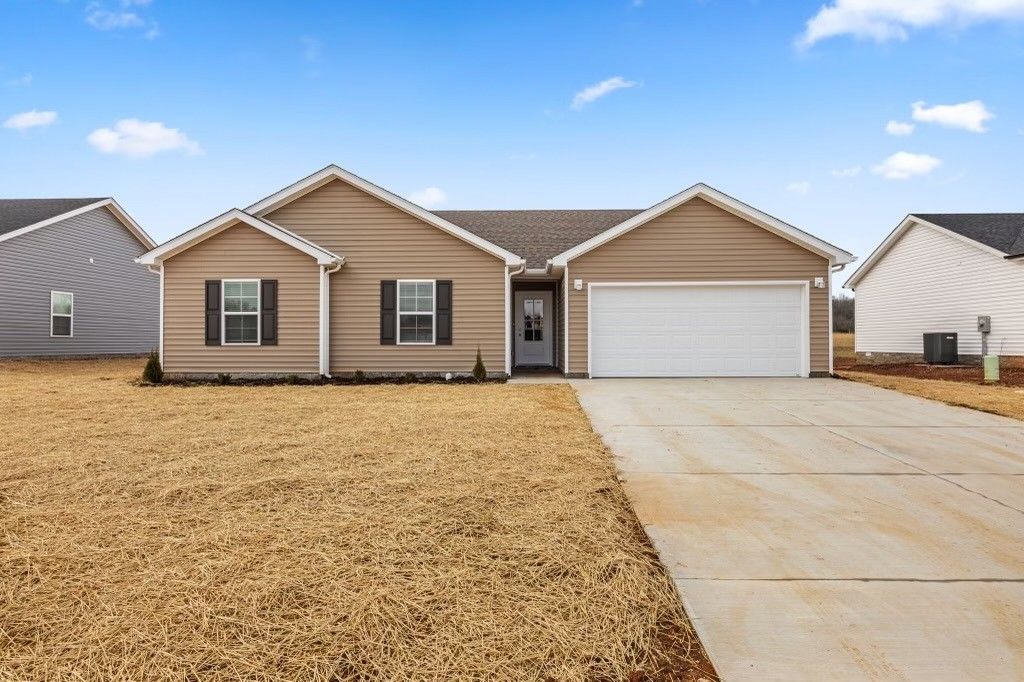 525 Deluth Drive. Bowling Green, KY 42101