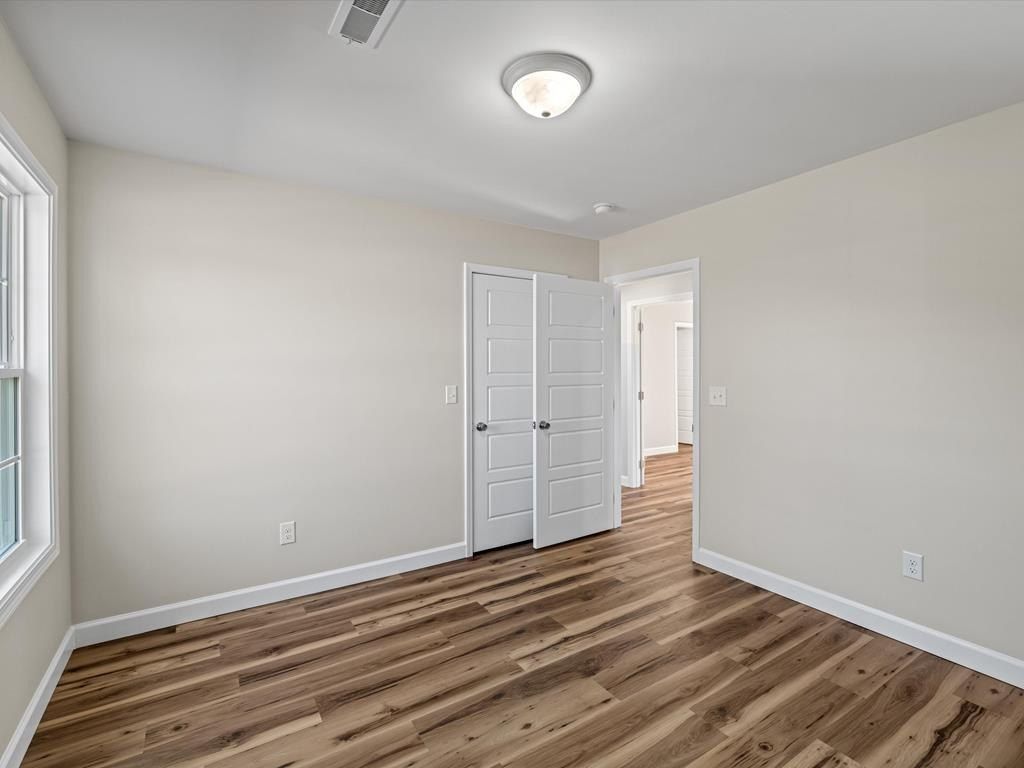 423 S Madison. Madisonville, KY 42431