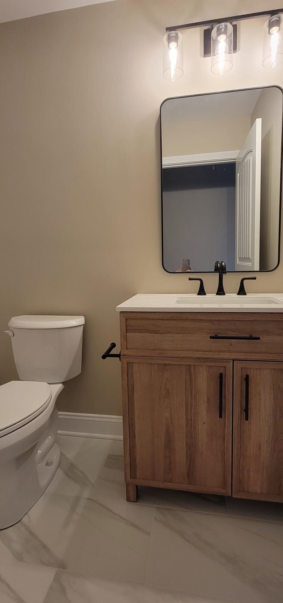 232 Sugartree Lane. Versailles, KY 40383