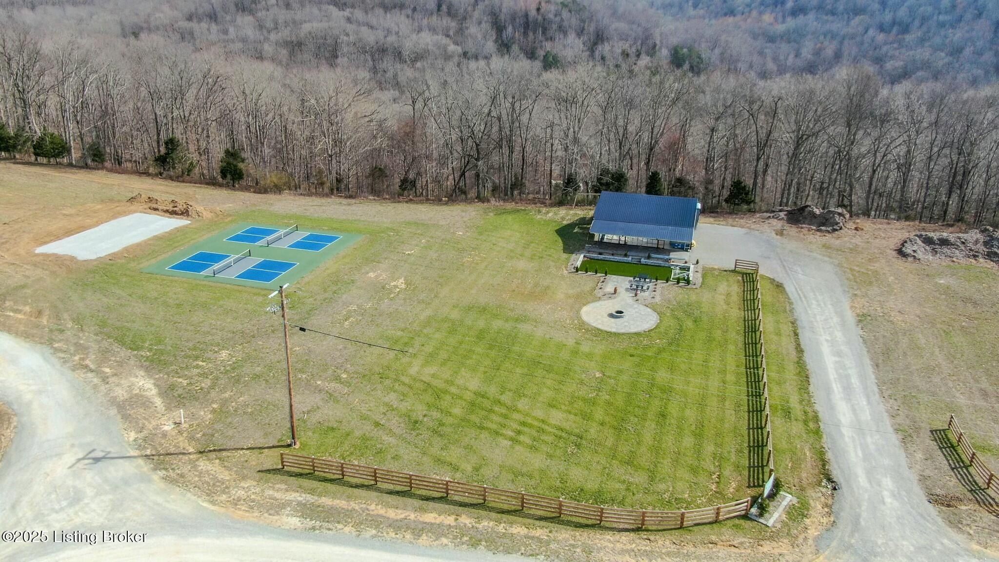 349 Rose Way. Clarkson, KY 42726