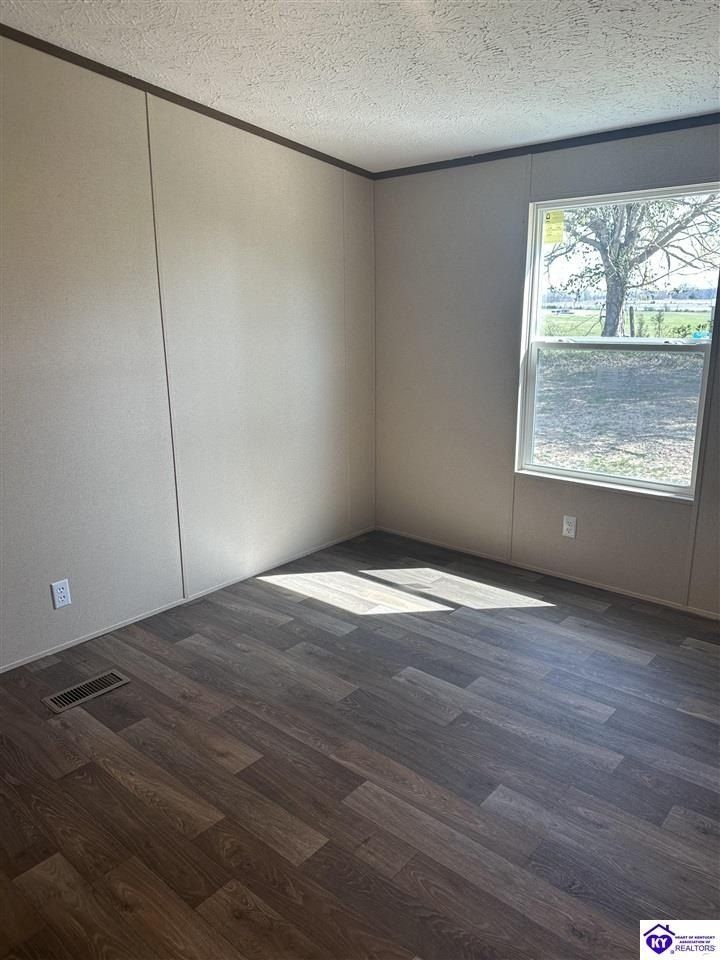 14248 Dixie Highway. Upton, KY 42784