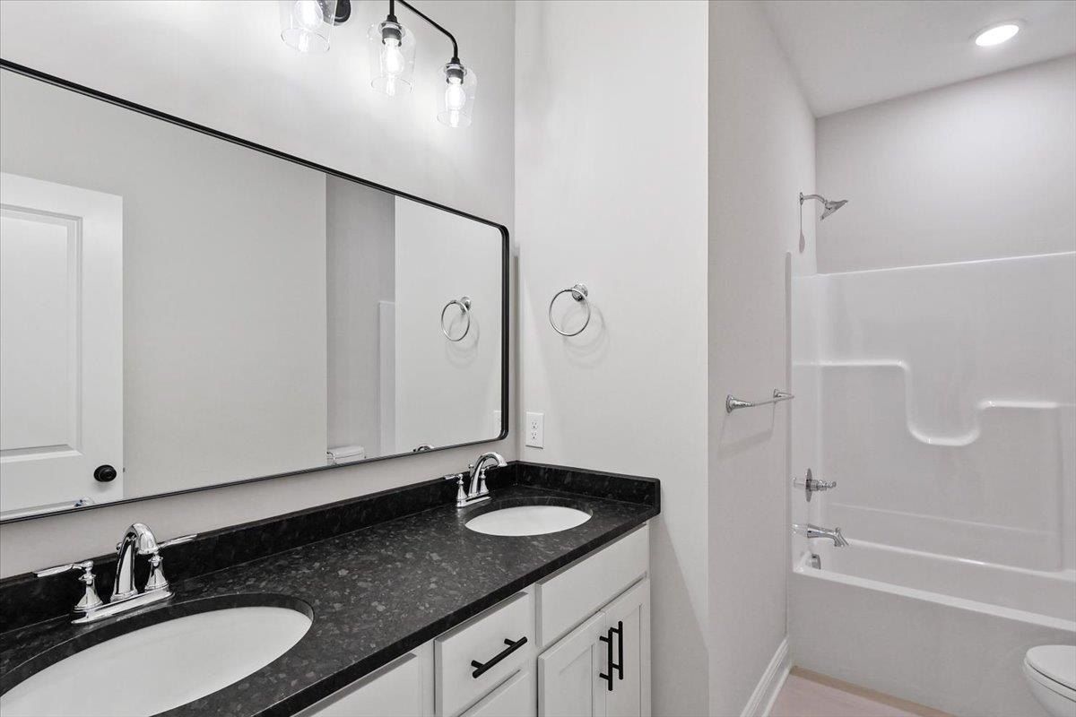 1141 Shallowford Street. Bowling Green, KY 42101