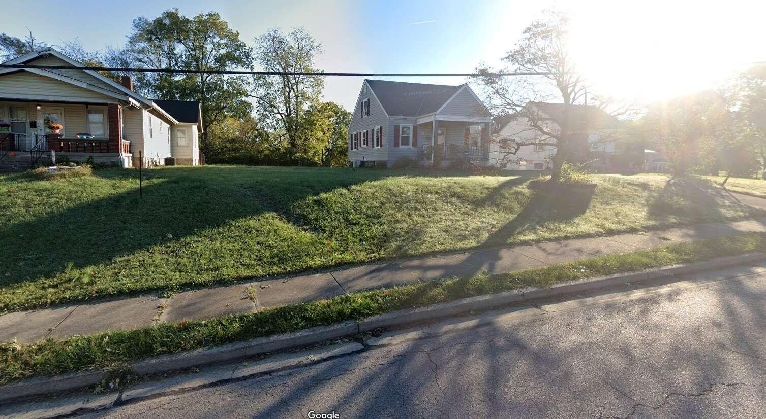 131 Renshaw Road. Highland Heights, KY 41076