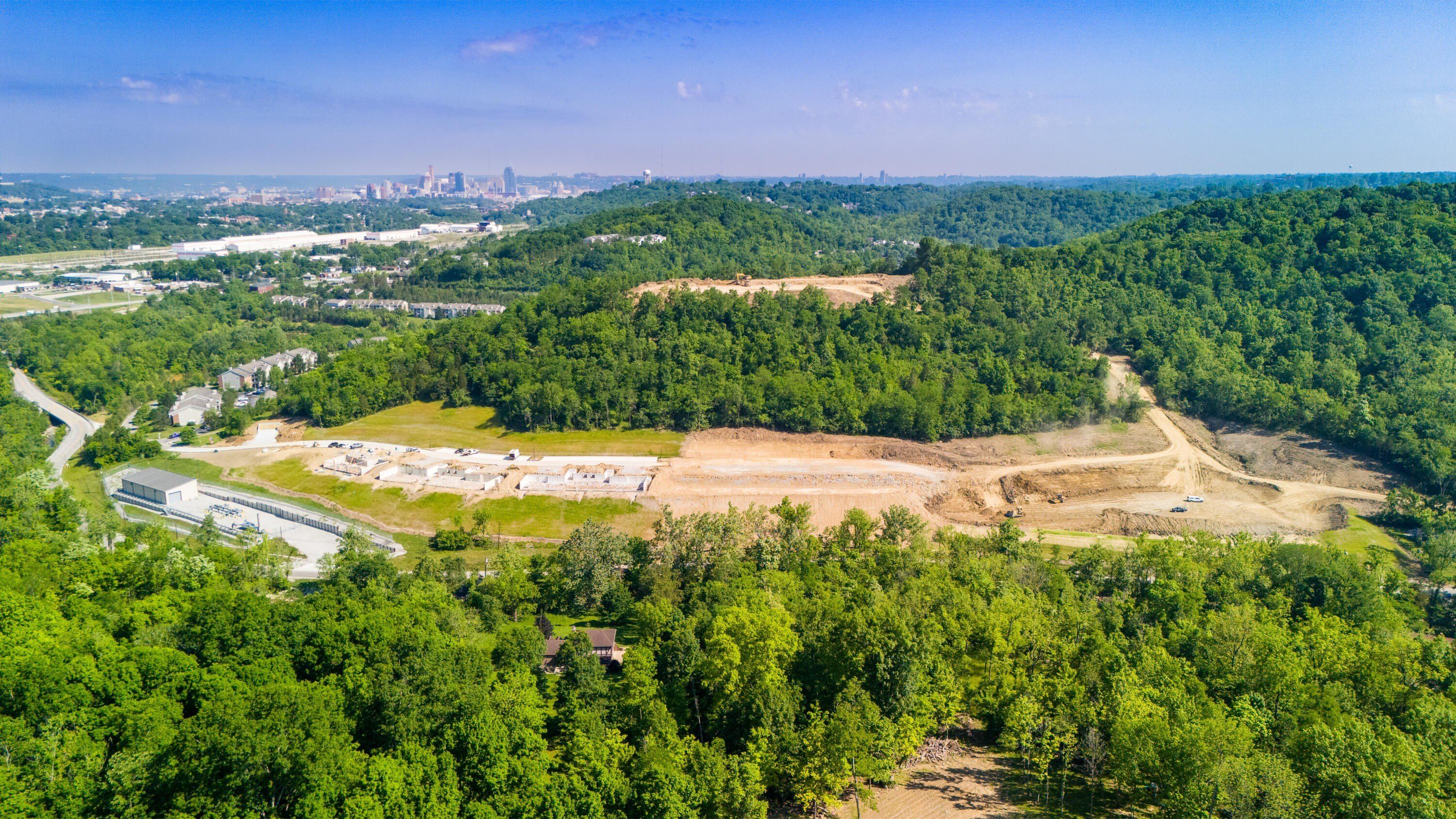 4714 Bentwood Hills Drive. Wilder, KY 41071