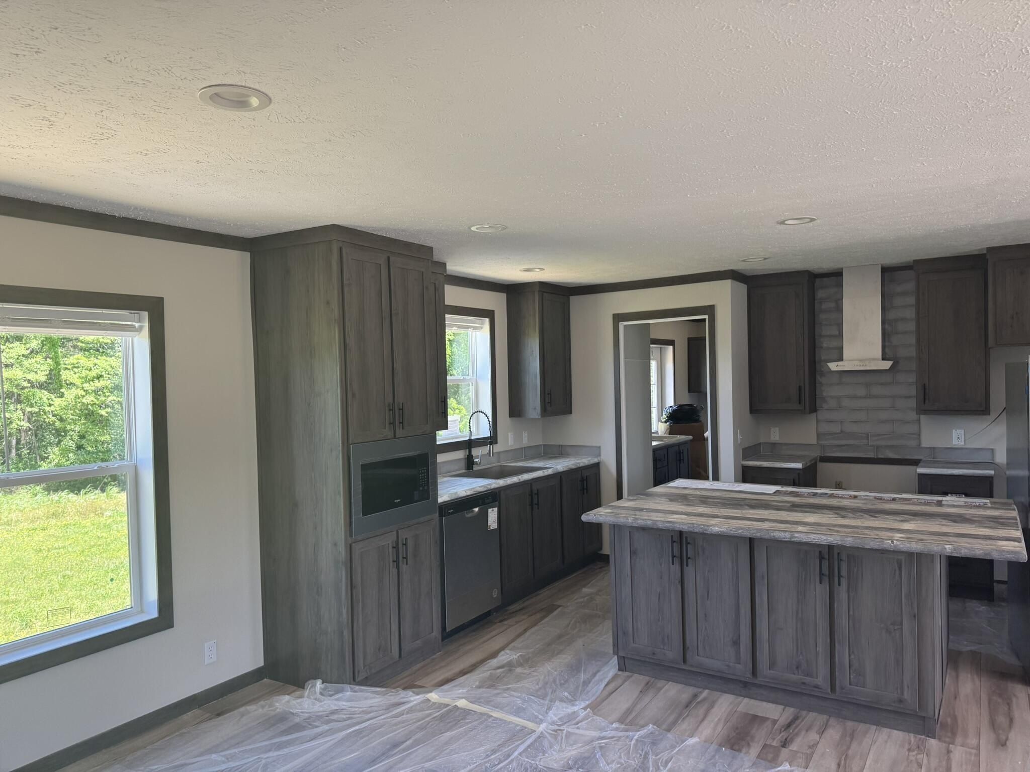 165 Drew Lane. Campbellsville, KY 42718