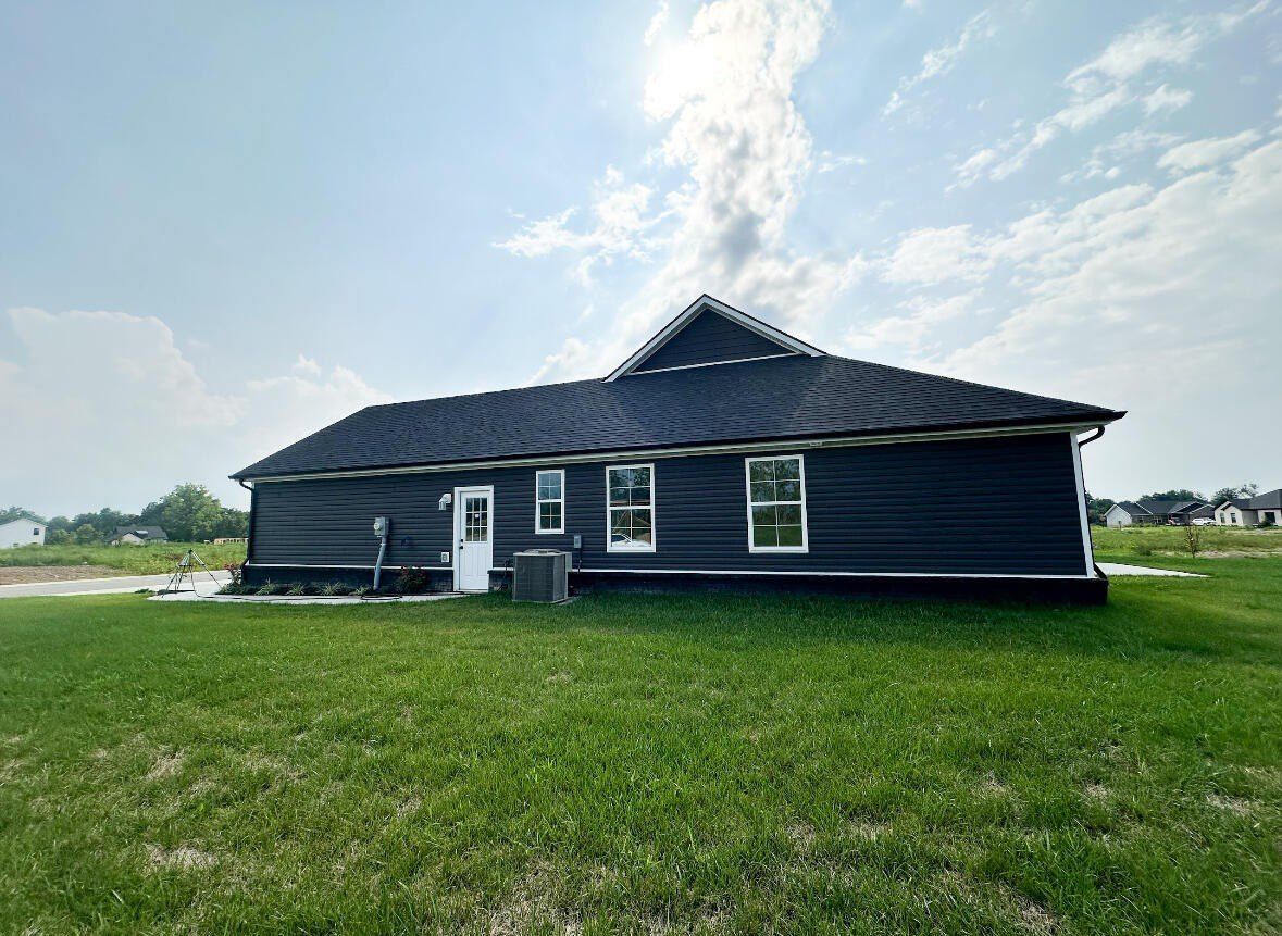 215 Navajo Drive. Richmond, KY 40475