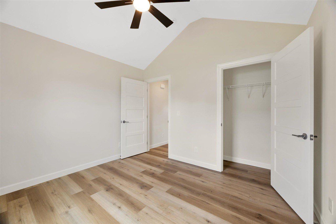 104 Virginia Drive. Auburn, KY 42206