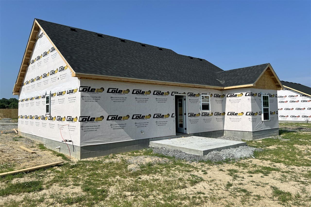 1110 Brook Court. Franklin, KY 42134