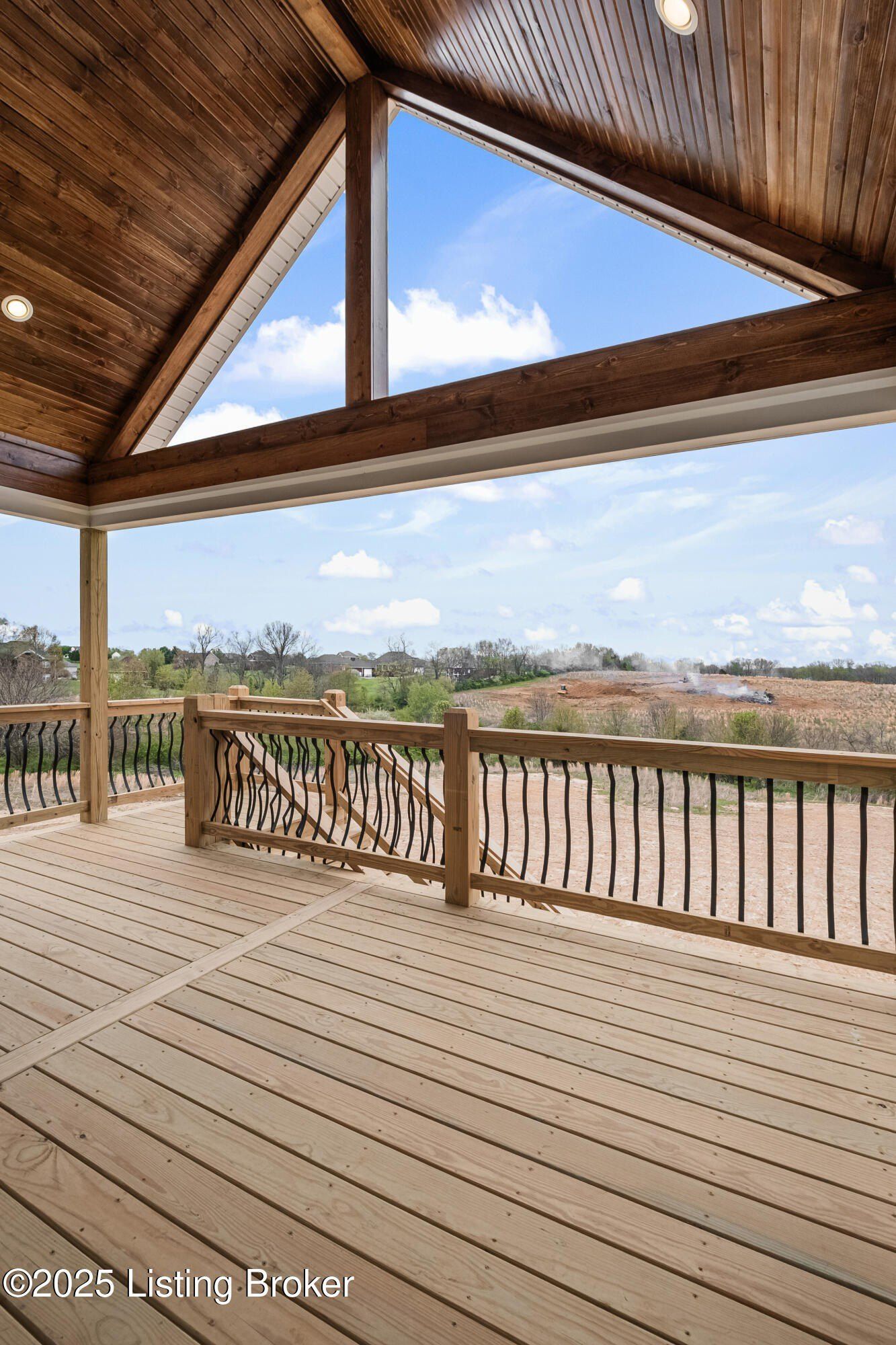 227 Hochstrasser Rd. Fisherville, KY 40023