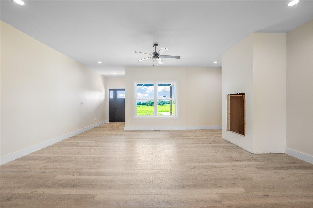 3878 Sharpes Garden Road. Lewisburg, KY 42256