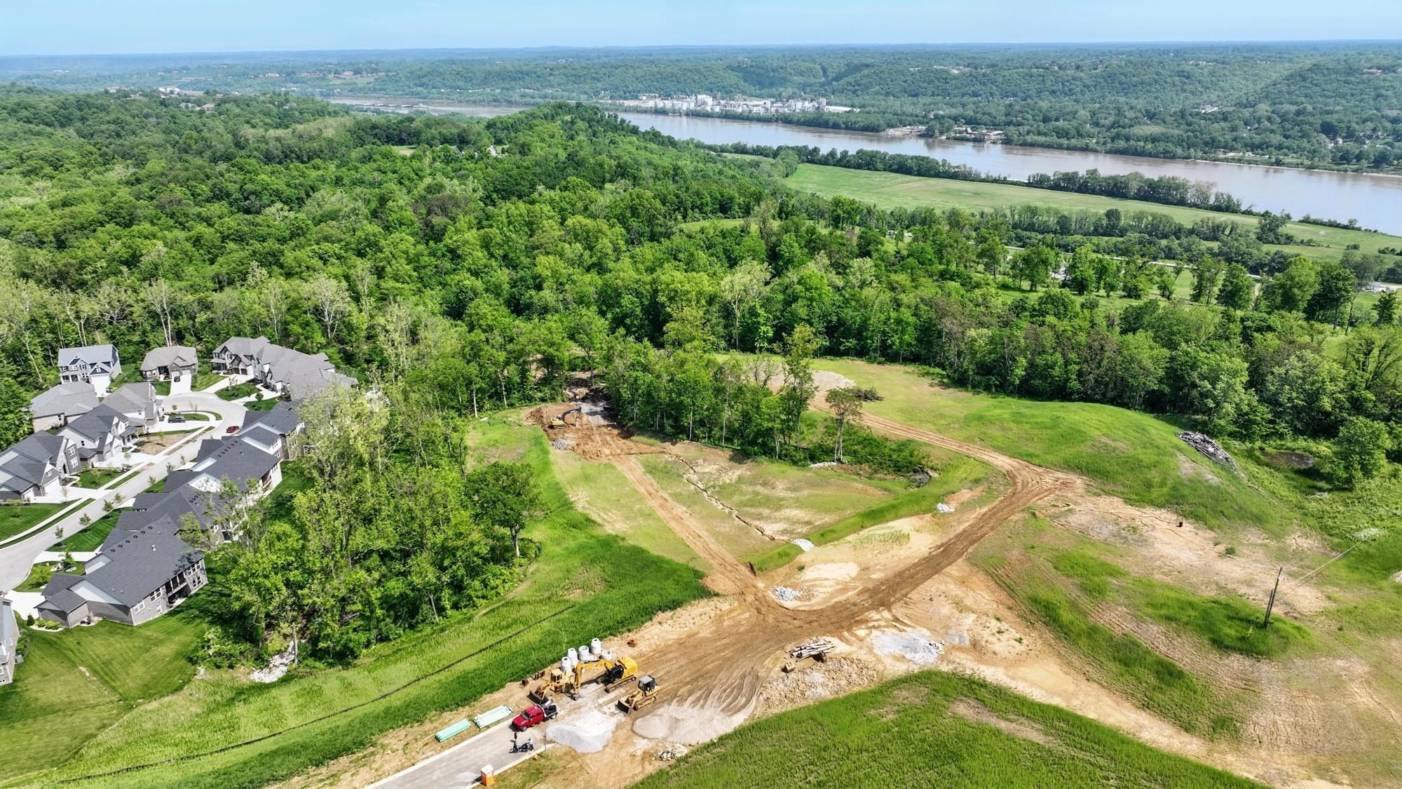 1464 Topaz Trace Court. Hebron, KY 41048