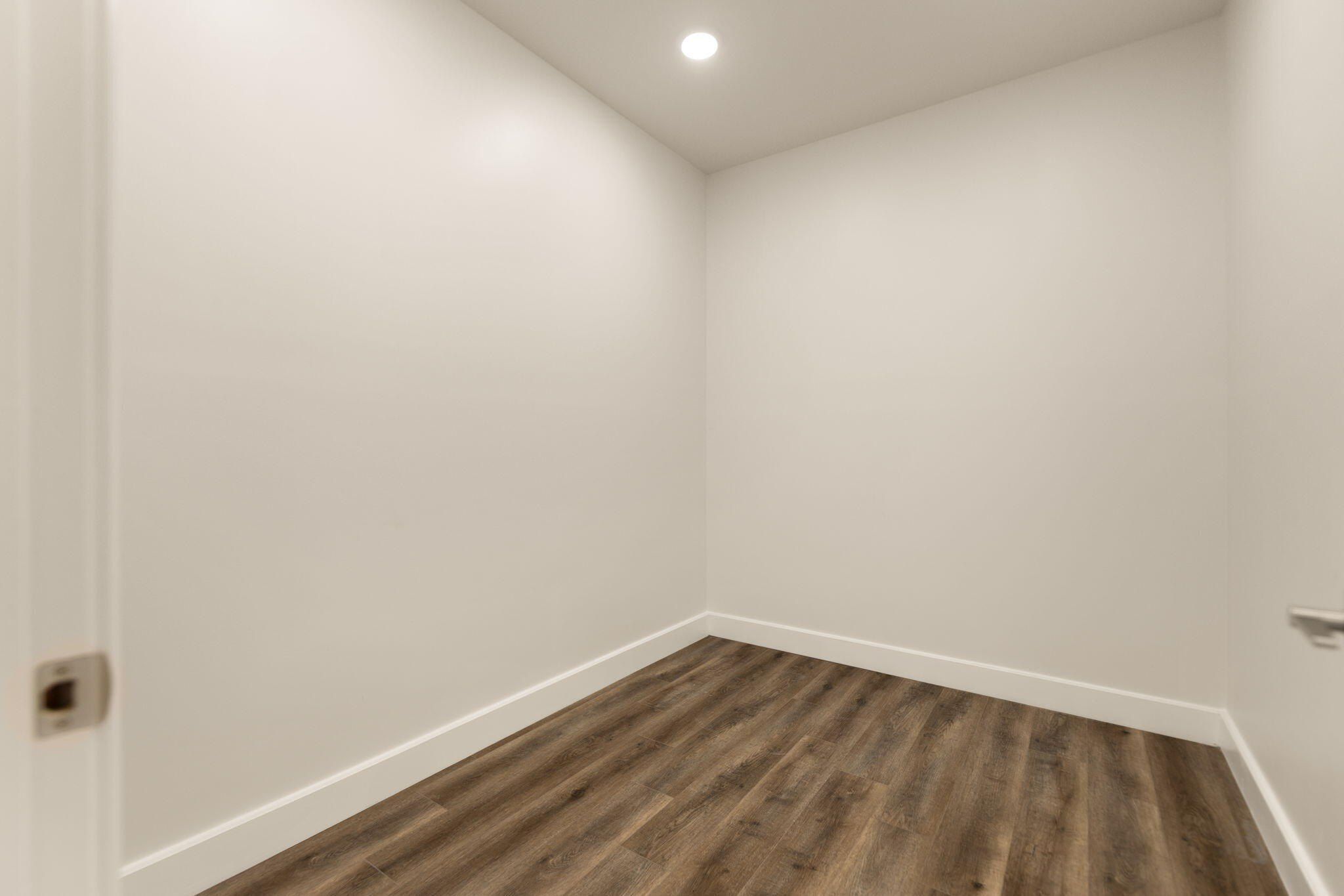 118 A W Canterbury Drive. Bronston, KY 42518