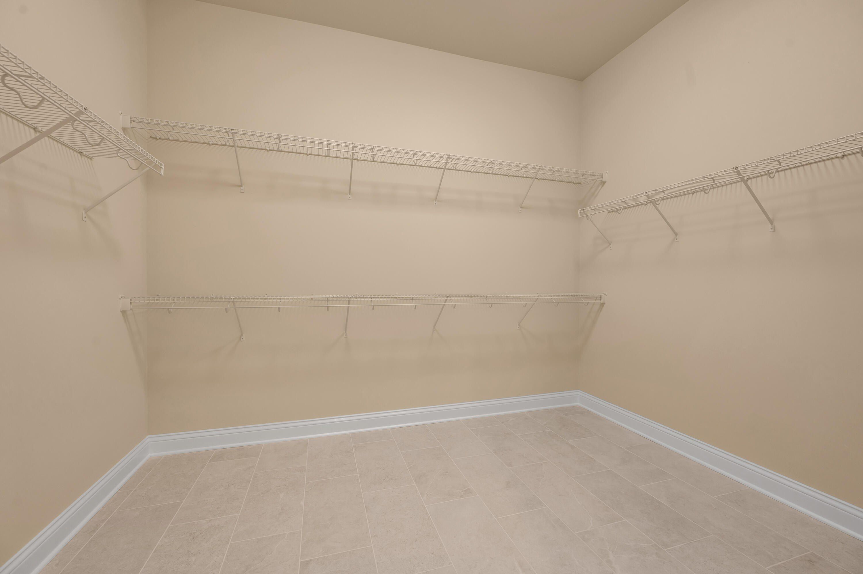 380 Weston Park. Lexington, KY 40515