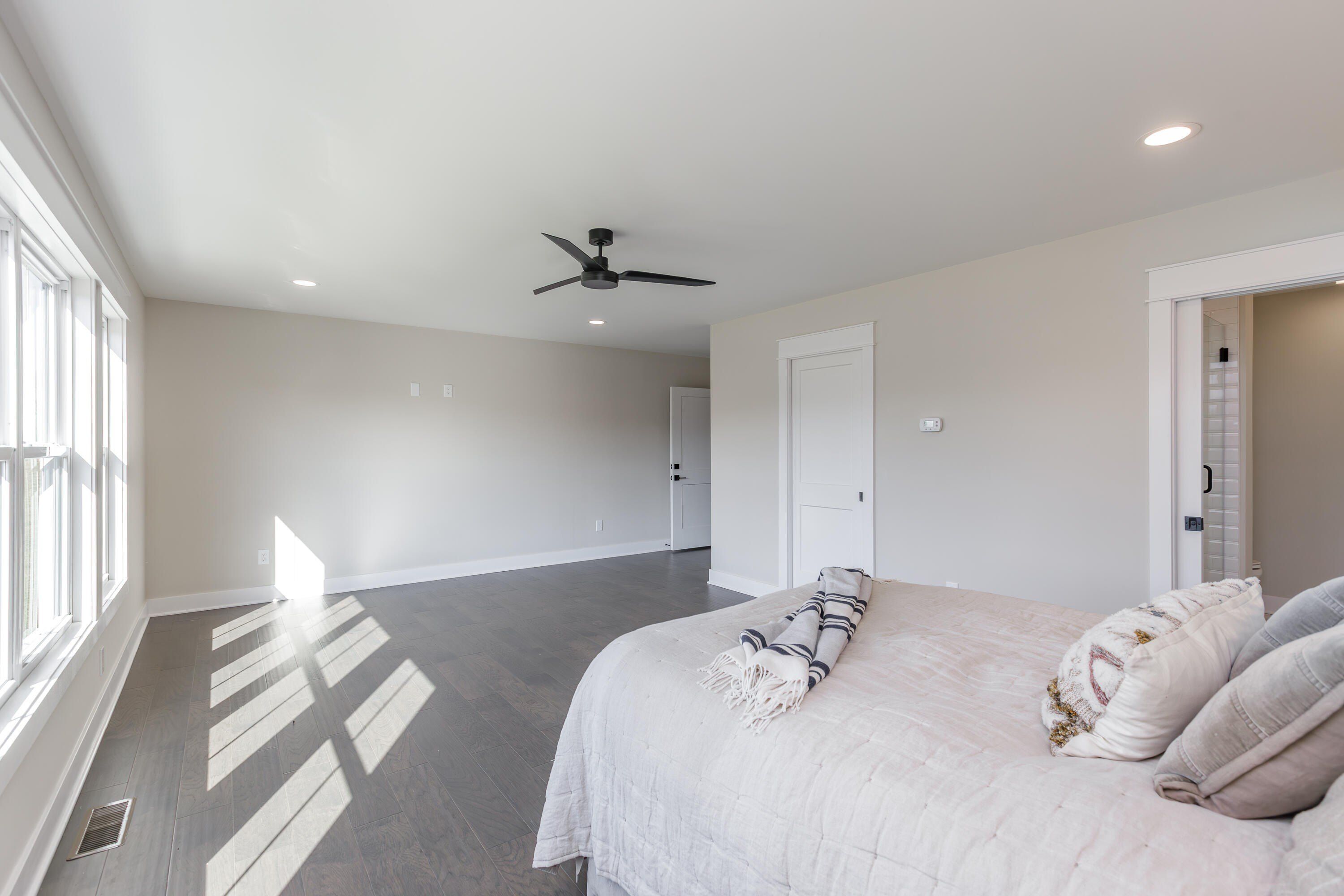 635 Lakeside Drive. Lancaster, KY 40444