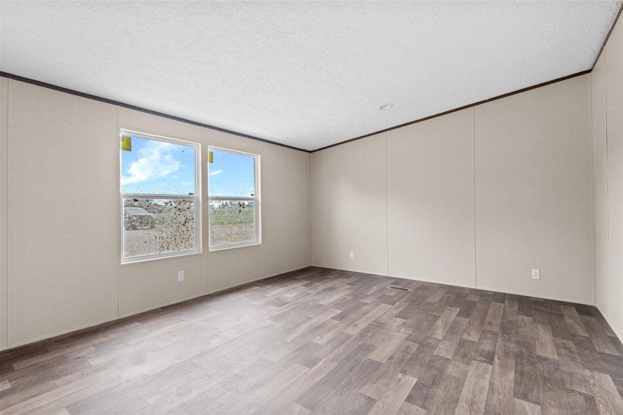 1387 Apple Grove Road. Smiths Grove, KY 42171