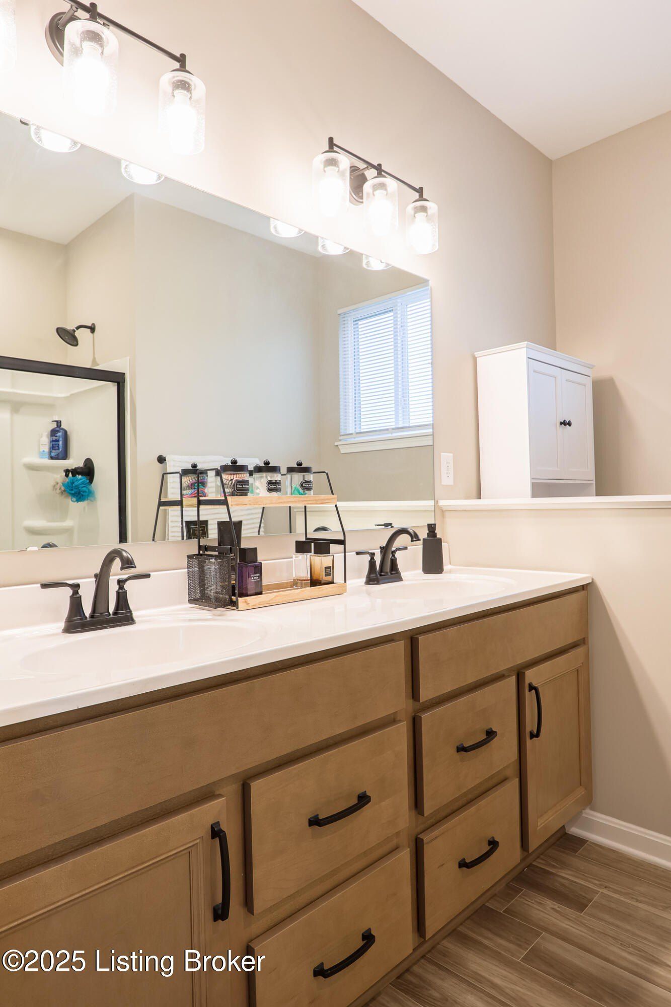 117 Sunset Way. Mt Washington, KY 40047