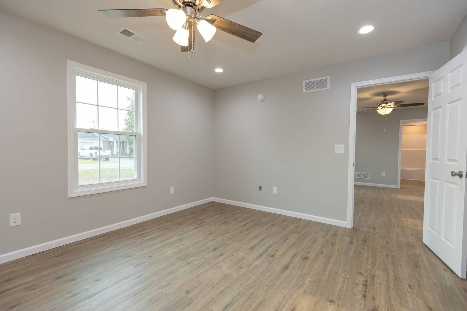 653 Doctor St. Lebanon, KY 40033