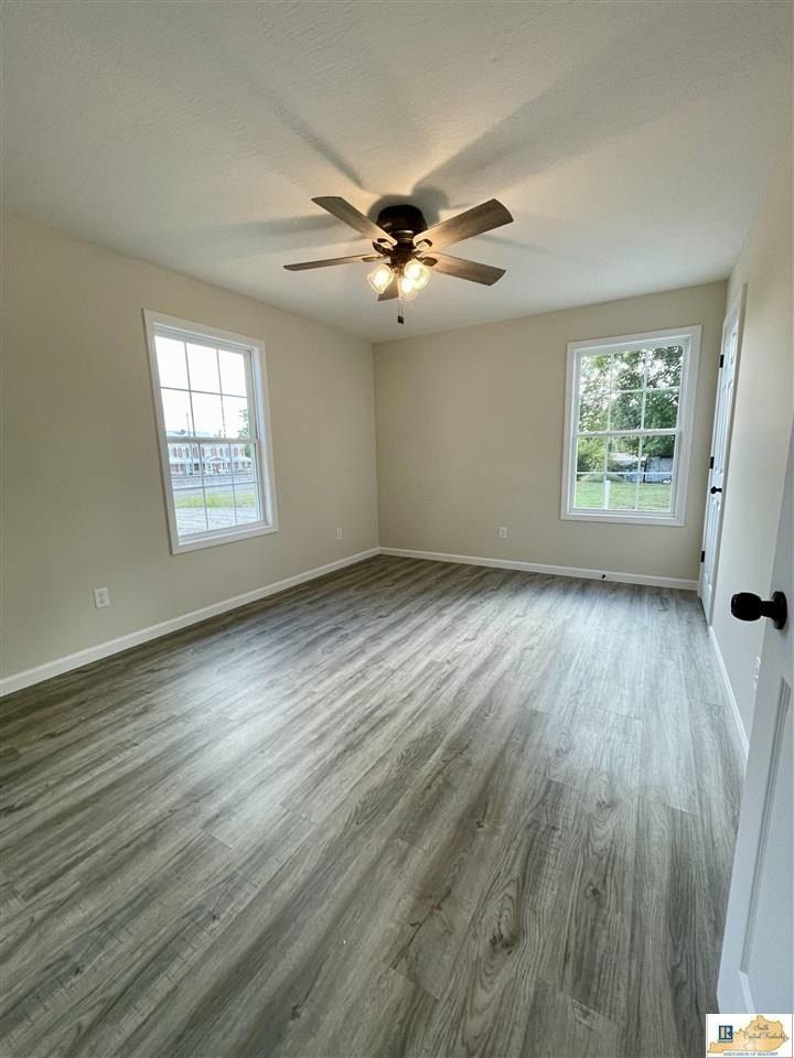 200 S Underwood Street. Park City, KY 42160