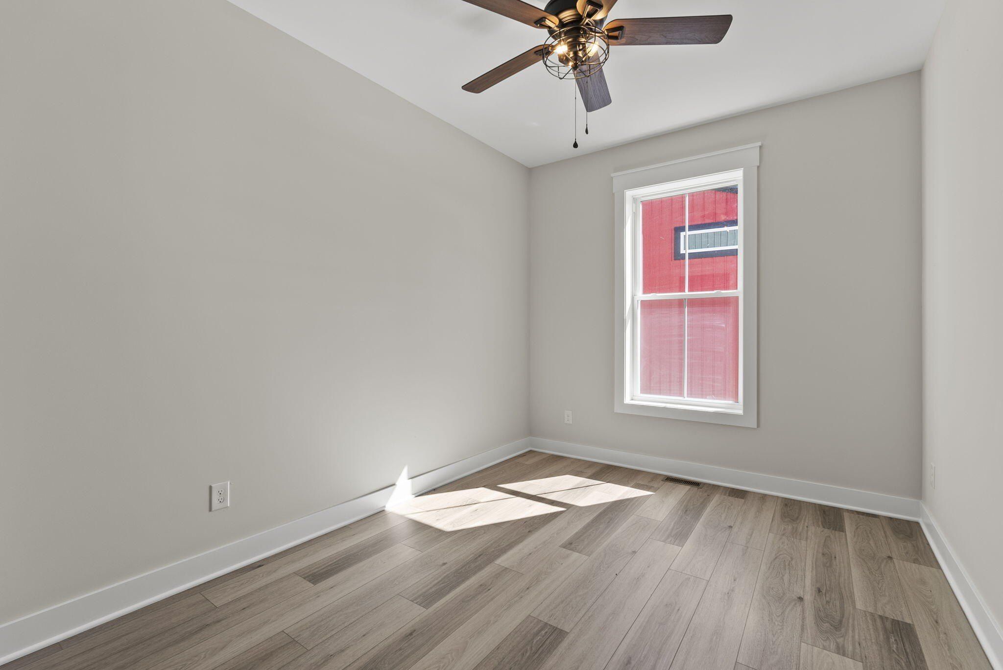 412 Peach Tree Lane. Russell Springs, KY 42642